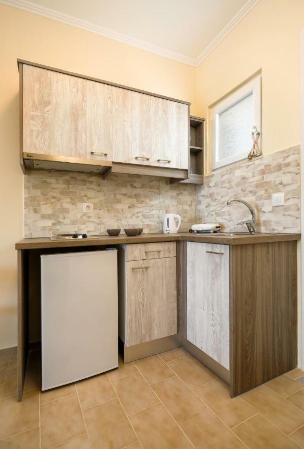 Morfeas Zante Apartments Bagian luar foto