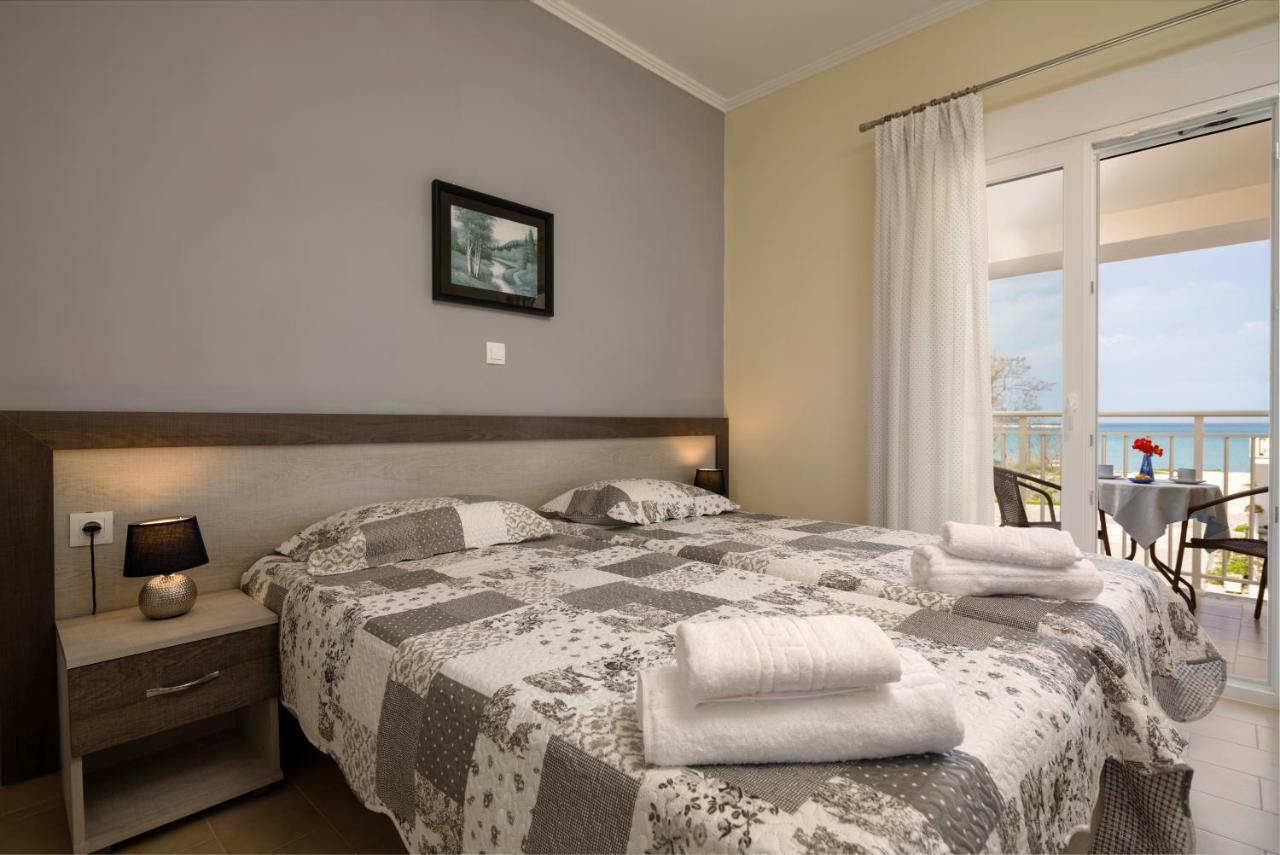 Morfeas Zante Apartments Bagian luar foto