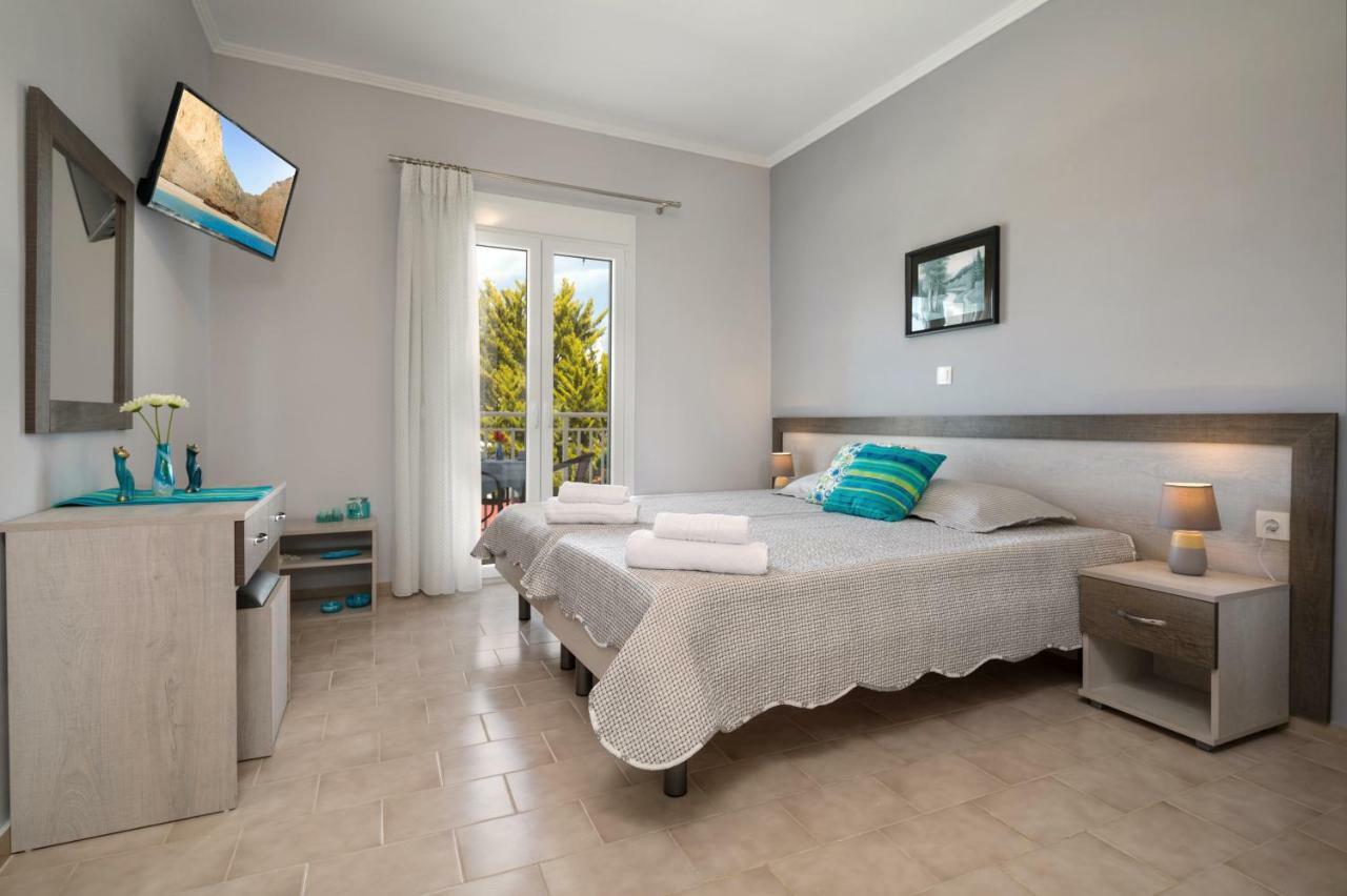 Morfeas Zante Apartments Bagian luar foto