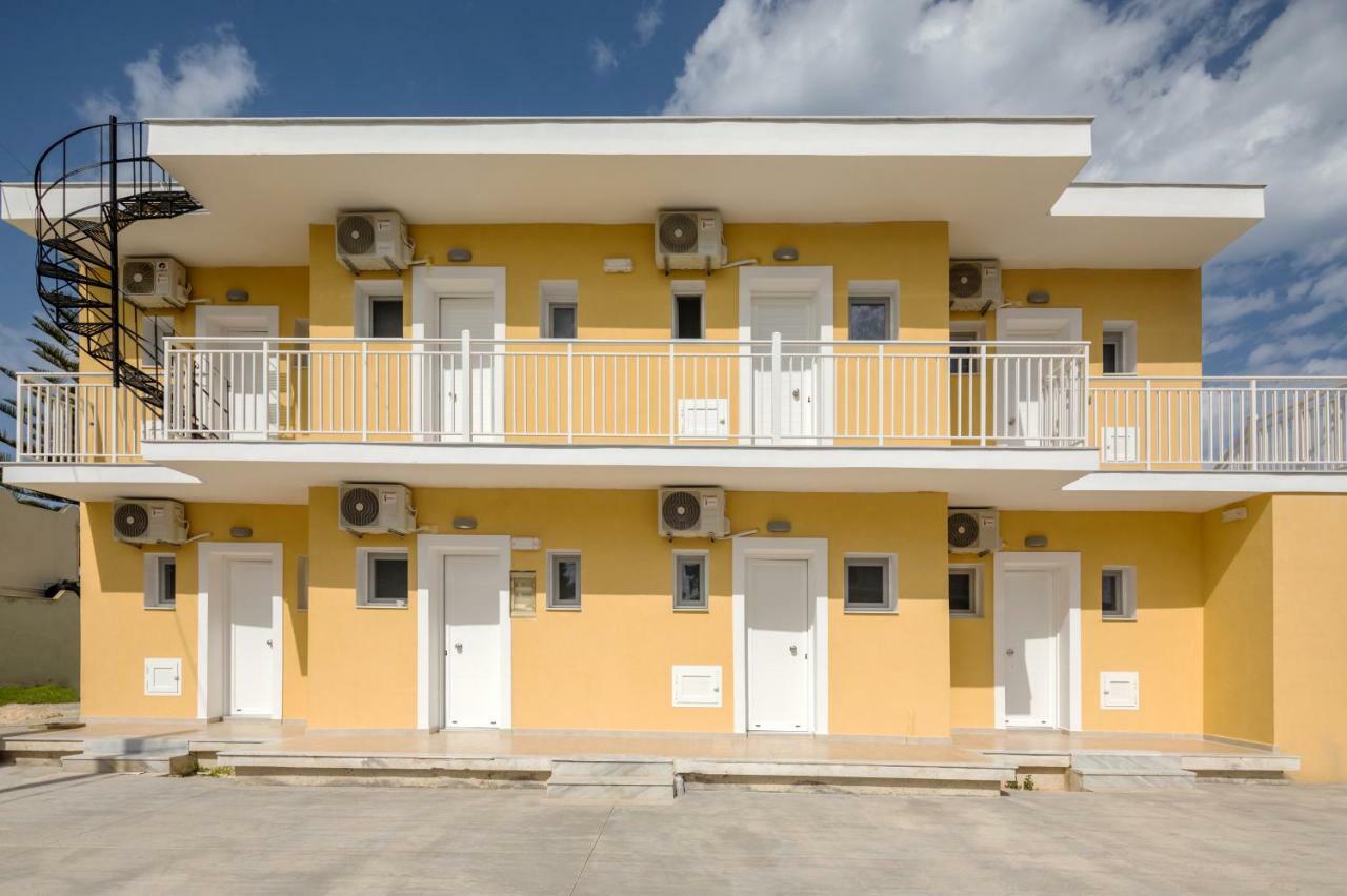 Morfeas Zante Apartments Bagian luar foto