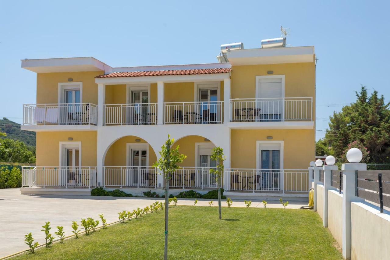 Morfeas Zante Apartments Bagian luar foto